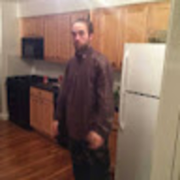 Meet your Posher, Safya - Picture 1 of 1